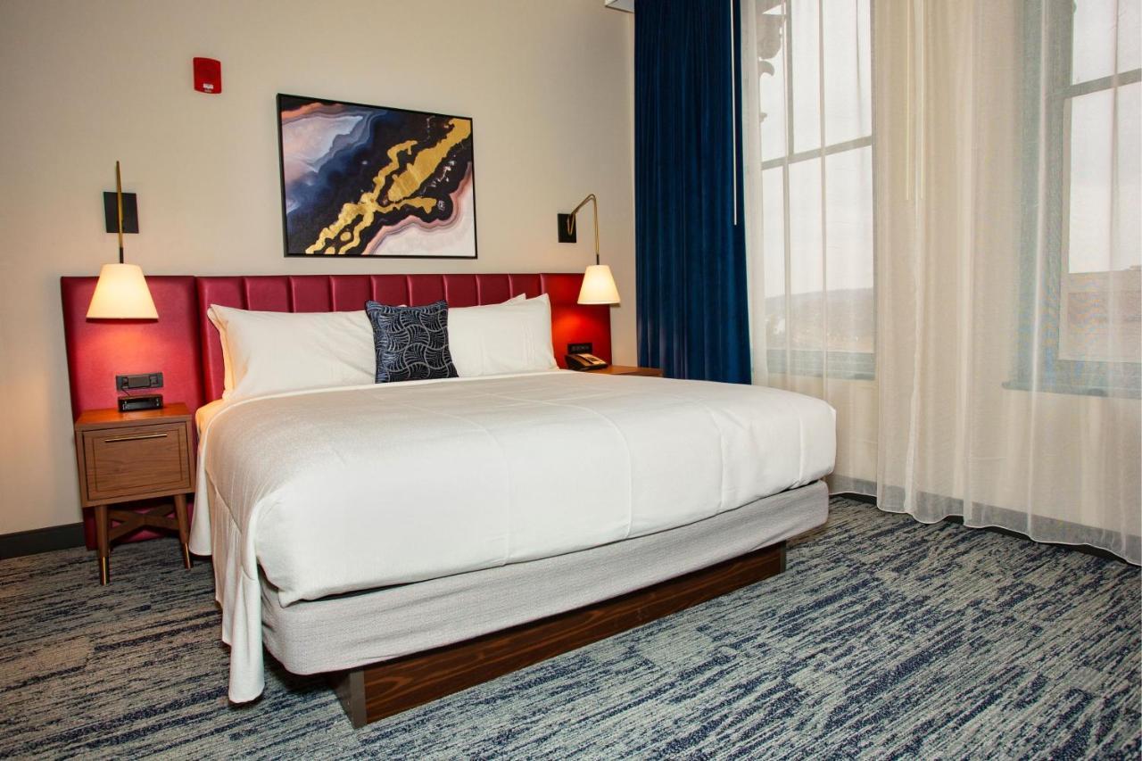Blu-Tique, Akron, A Tribute Portfolio Hotel מראה חיצוני תמונה